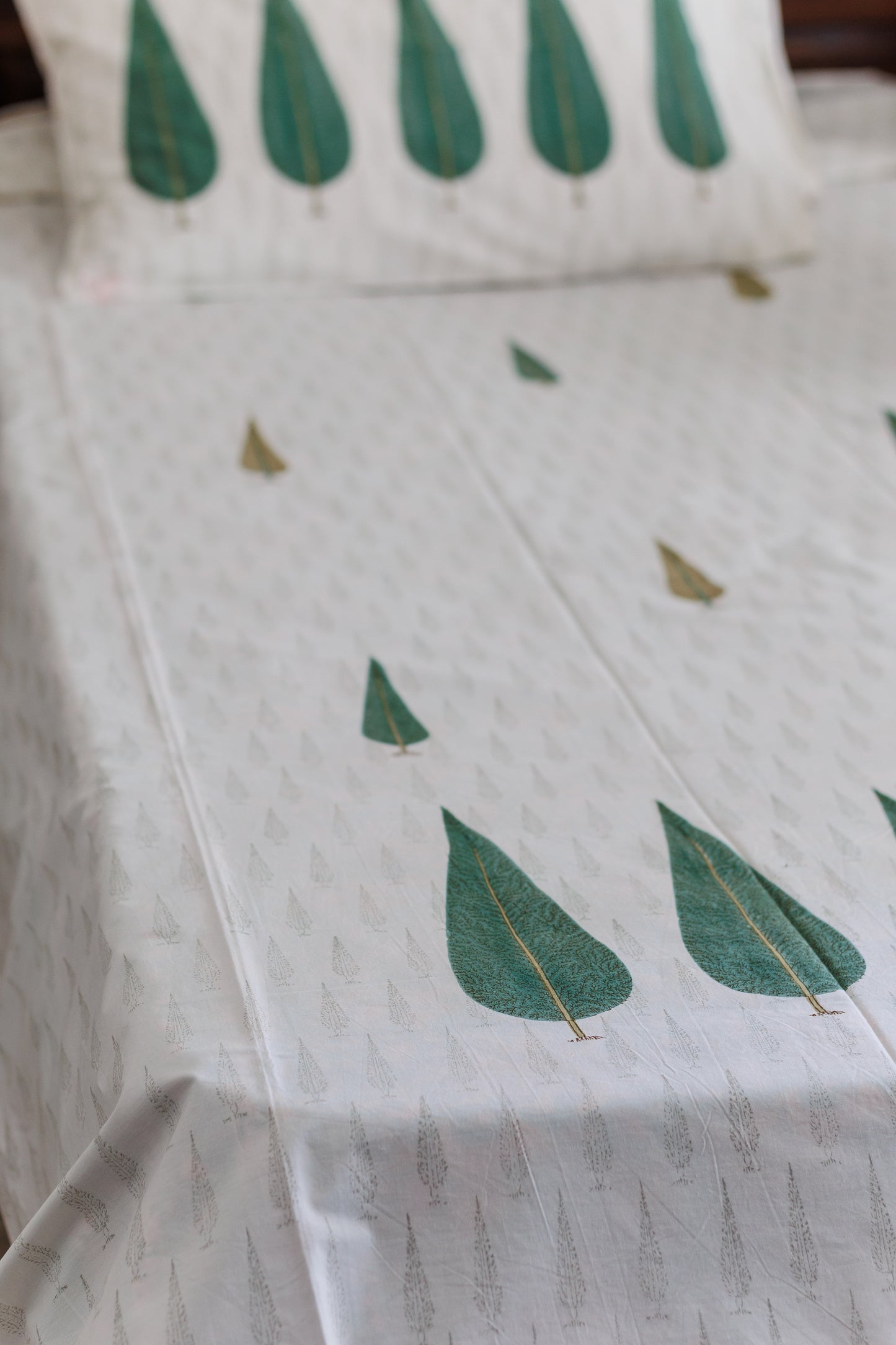 Jaipur Summer Cypress Bedsheet