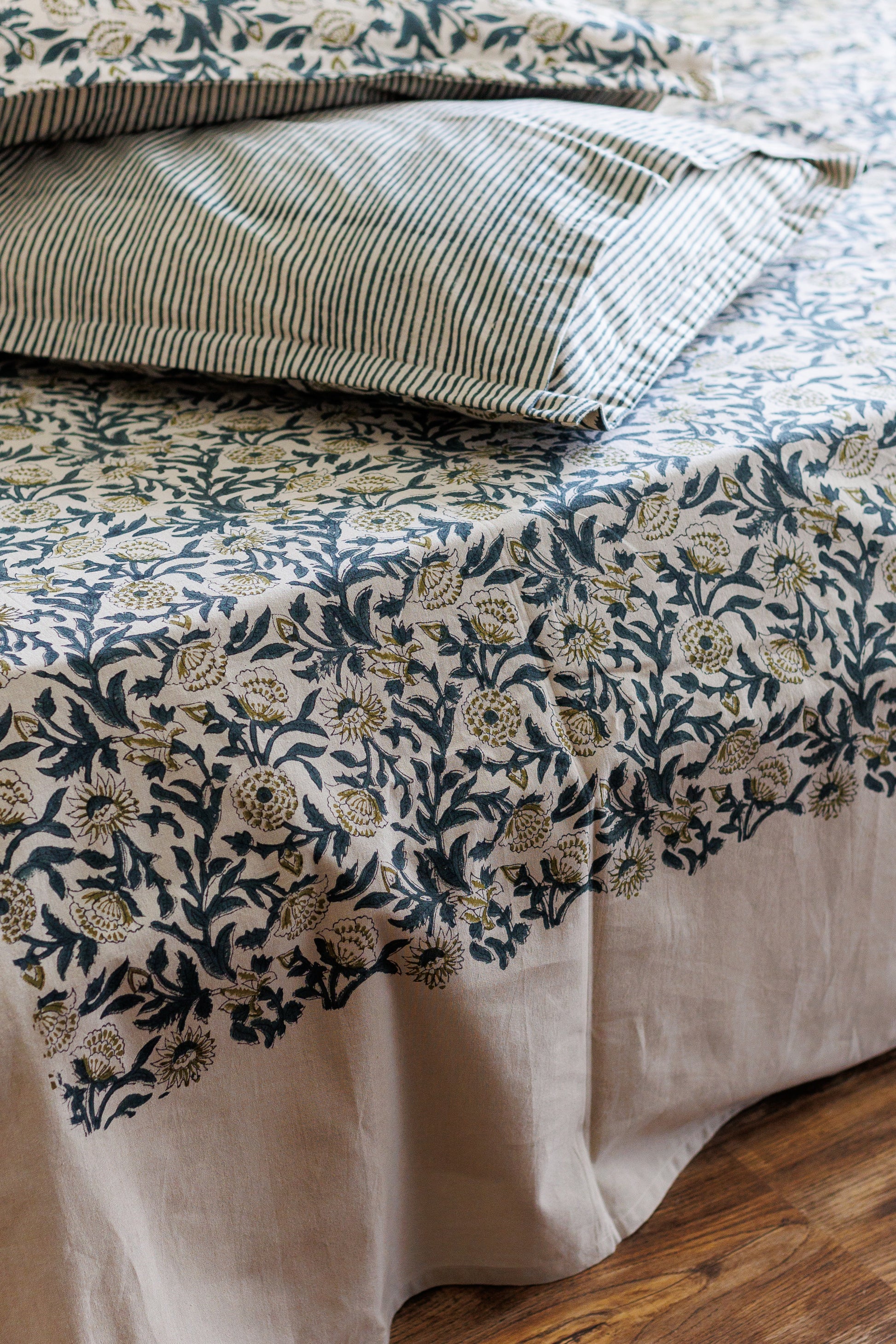 Teal jaal Block print Bedsheet