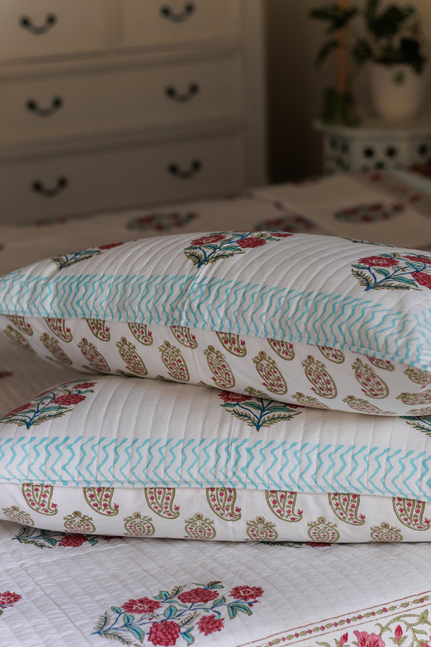 Blockprint Quilted bedspread  in Cotton 