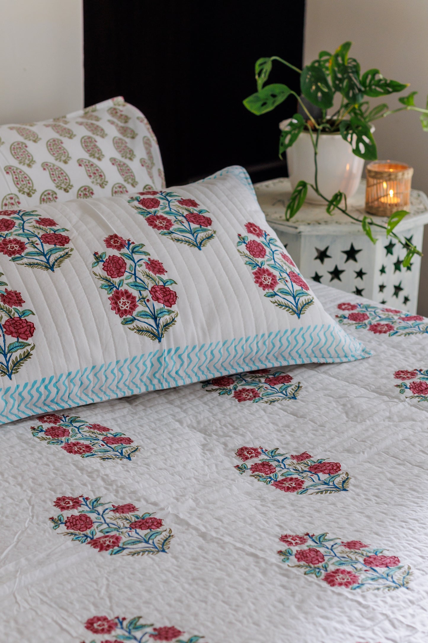 Blockprint Quilted bedspread  in Cotton 