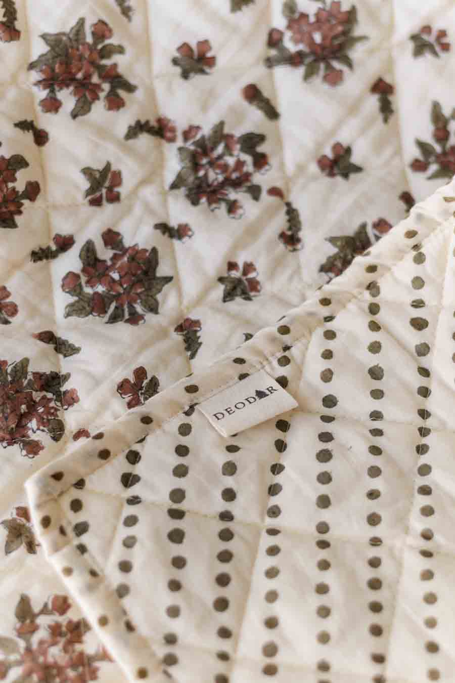 Block Print quilt in ditsy vintage style floral print