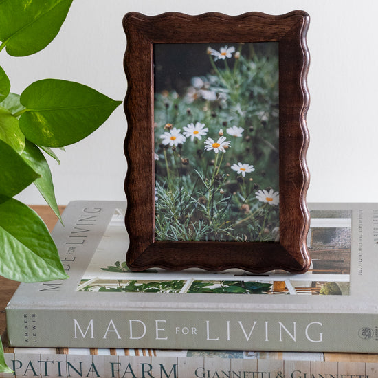 Scallop Wood Picture Frames